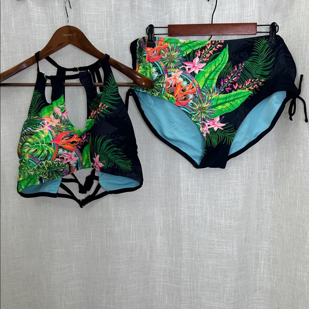 Raisins Tropical Print High Neck Bikini Set - Black & Green Size 20W Brand New